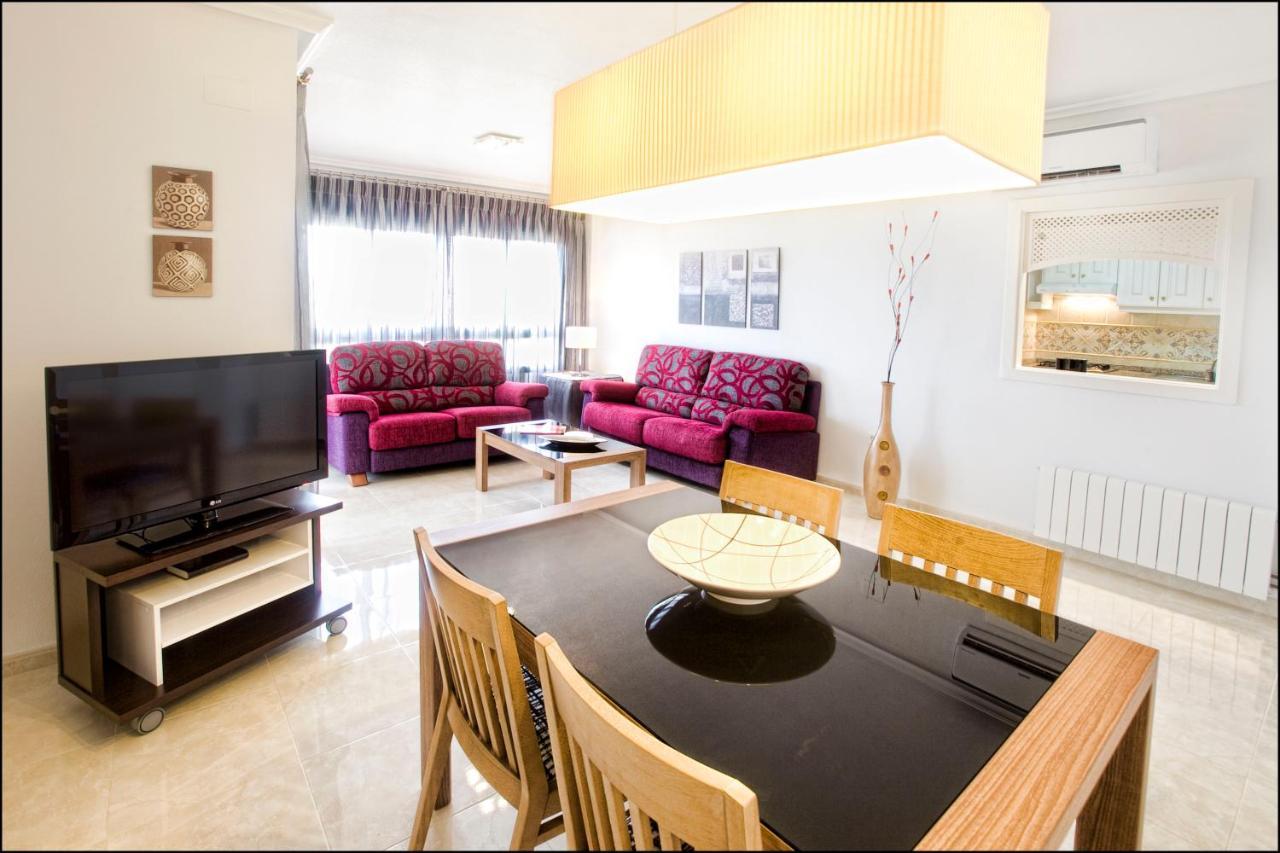 Apartamentos Lomas De 캄포아모르 외부 사진