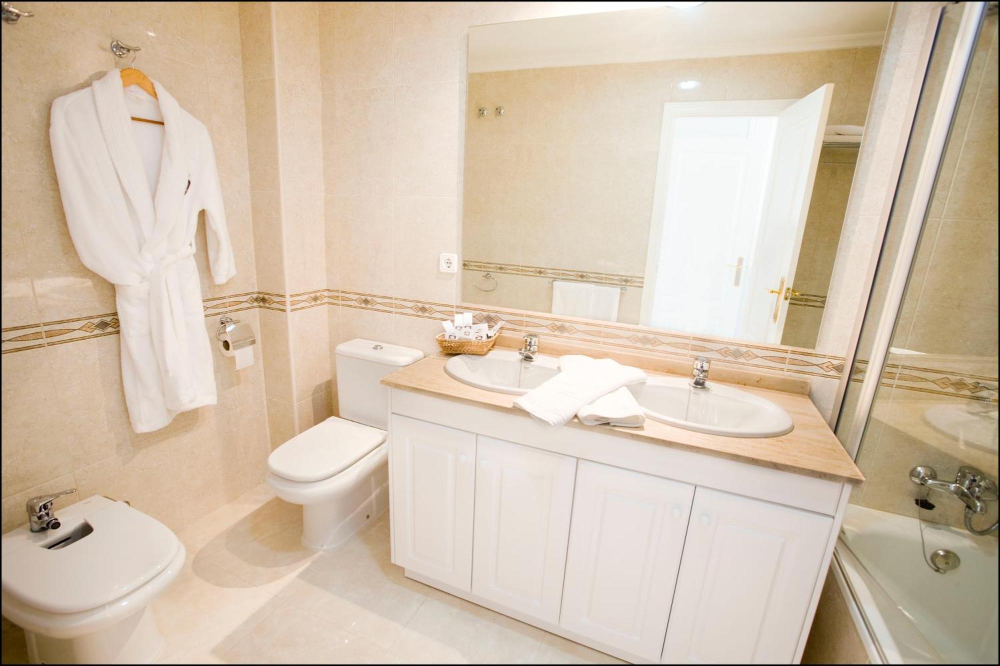 Apartamentos Lomas De 캄포아모르 외부 사진