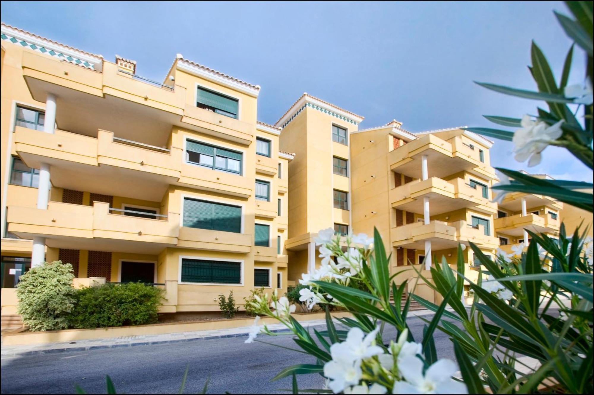 Apartamentos Lomas De 캄포아모르 외부 사진